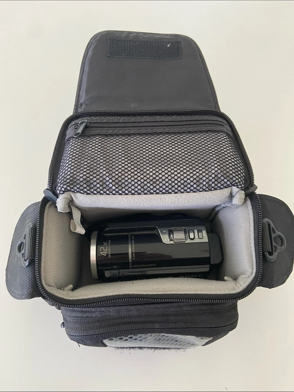 Sony Handycam HDR-XR160